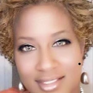 Meet your Posher, Yvette bnatural